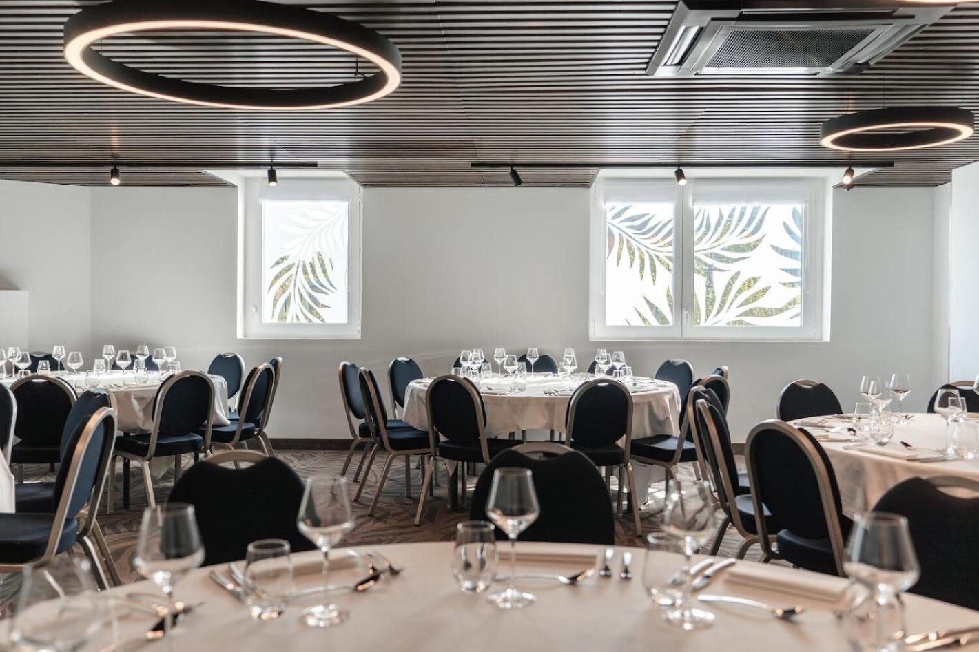 Westotel Taverny - Paris Val-D'Oise Экстерьер фото